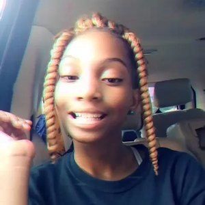 Meet your Posher, Kiraa